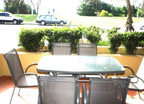 Airy Surfside Unit - Accommodation Gladstone 0