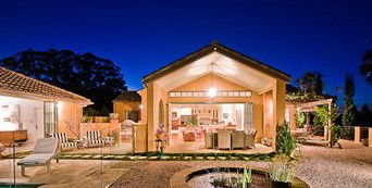 Araucaria Guest House - Accommodation Gladstone 1