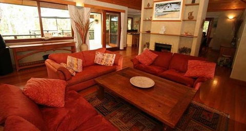 Abbies Beach House - Accommodation Gladstone 1