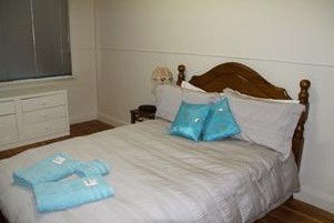 Apartment 1 On Oxide - Accommodation Gladstone 3