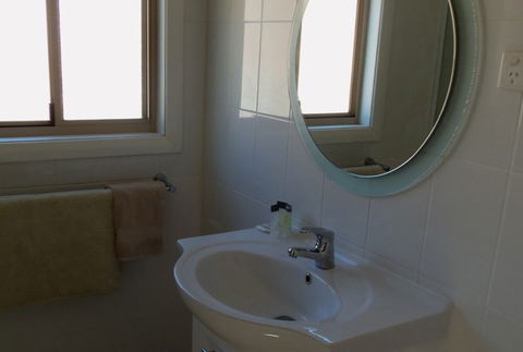 Apartment 2 On Oxide - Accommodation Gladstone 2
