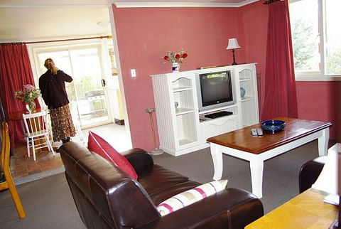 Ellstanmor Country Guesthouse - Accommodation Gladstone 2
