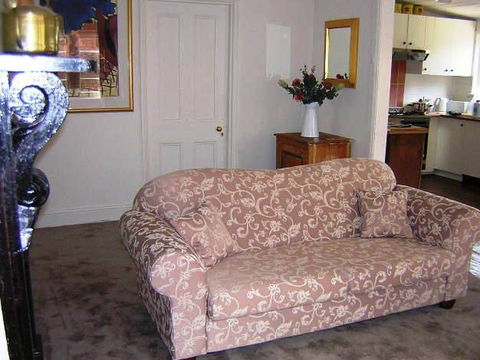 Cooma Cottage - Accommodation - Accommodation Gladstone 3
