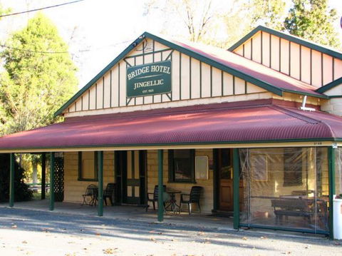 Bridge Hotel At Jingellic - Accommodation Gladstone 0