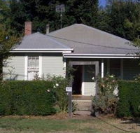 Honeysuckle Cottage Jingellic - Accommodation Gladstone