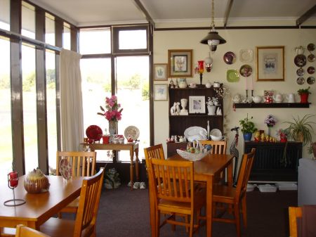Nimmitabel Motel - Accommodation Gladstone 1
