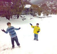 Snowbound Chalets - Accommodation Gladstone