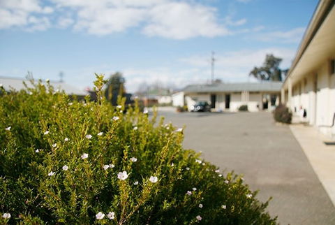 Merivale Motel Tumut - Accommodation Gladstone 1