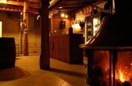 Altamira Retreat - Accommodation Gladstone 1