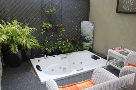 Nelson Bay Bed And Breakfast - Accommodation Gladstone 3