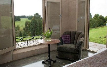 Burrawang Village Hotel - Accommodation Gladstone 0