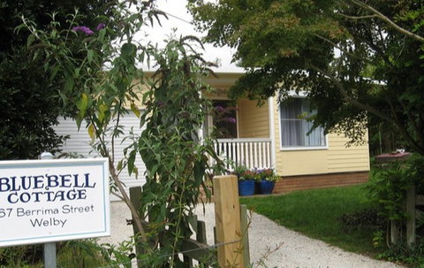 Bluebell Cottage - Accommodation Gladstone 2