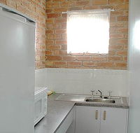 The Crossing Motel - Accommodation Gladstone