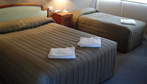 City Centre Motor Inn - Accommodation Gladstone 0
