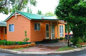 Armidale - Pembroke Tourist And Leisure Park - Accommodation Gladstone 4