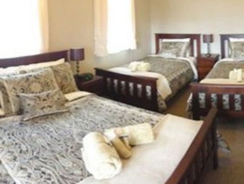 B And B On Bettington - Accommodation Gladstone 1