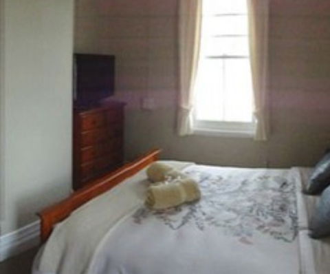 B And B On Bettington - Accommodation Gladstone 4