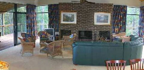 Banjos Bushland Retreat - Accommodation Gladstone 3