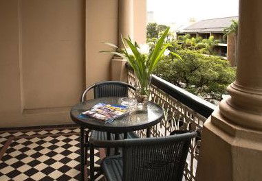 Challis Lodge - Accommodation Gladstone 3