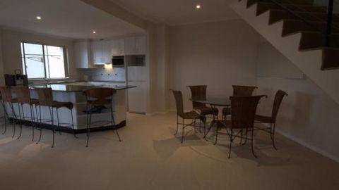 Avoca Palms Resort - Accommodation Gladstone 4