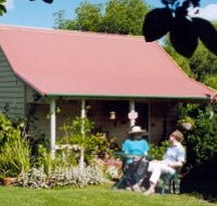 A Settlers Cottage - Accommodation Gladstone