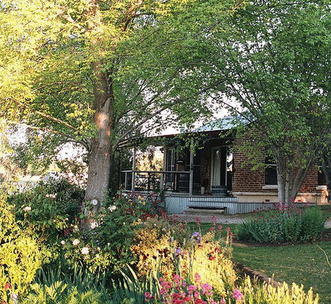 Amazing Country Escapes - Evanslea By The River - Accommodation Gladstone 0