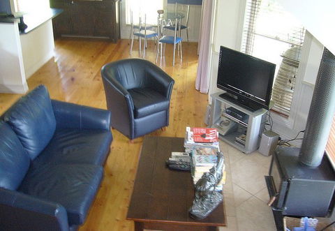 Amazing Country Escapes - Evanslea By The River - Accommodation Gladstone 1