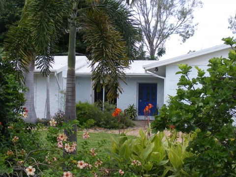 Alligator Creek Bed And Breakfast - Accommodation Gladstone 1