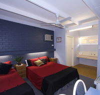 Moore Park Beach Motel - Accommodation Gladstone