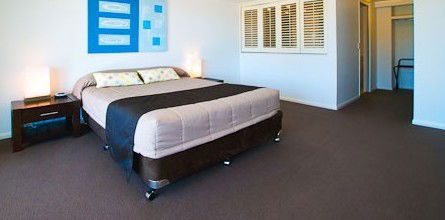 Beaches On Lammermoor Apartments - Accommodation Gladstone 0