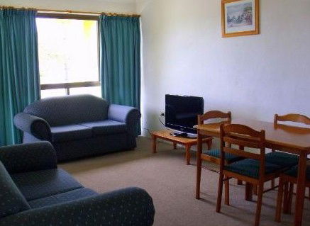 Como Holiday Apartments And Tropical Nites Motel - Accommodation Gladstone 2