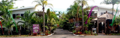Coconut Palms On The Bay - Accommodation Gladstone 1