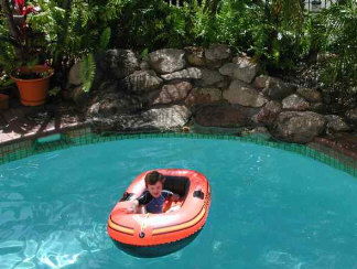 Bayshores Holiday Apartments - Accommodation Gladstone 1