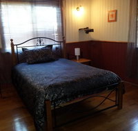 Auckland Street Queenslander - Accommodation Gladstone