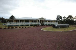 Loggers Rest Bed And Breakfast - Accommodation Gladstone 3