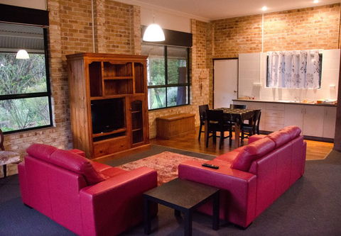 Mirambeena Retreat - Accommodation Gladstone 3
