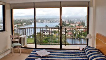 Anacapri Apartments - Accommodation Gladstone 3