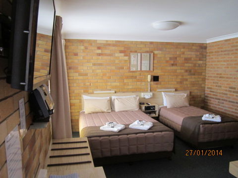 Buckaroo Motor Inn - Accommodation Gladstone 2