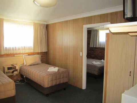 Buckaroo Motor Inn - Accommodation Gladstone 4