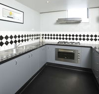 Sleep and Go Hotel Preston - Accommodation Gladstone