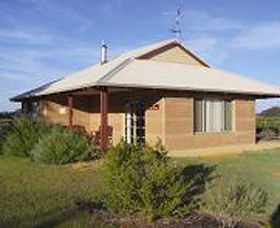 Adinfern Estate - Accommodation Gladstone 0