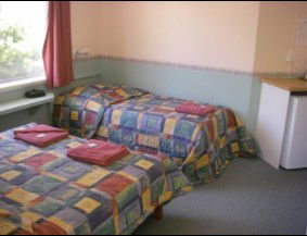 Busselton Bay Motel - Accommodation Gladstone 1