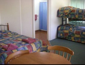 Busselton Bay Motel - Accommodation Gladstone 2
