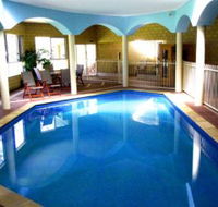 Inn the Tuarts Guest Lodge - Accommodation Gladstone