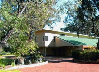 Inn The Tuarts Guest Lodge - Accommodation Gladstone 1