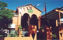 Aberdeen Lodge Backpackers - Accommodation Gladstone 0