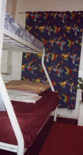 Aberdeen Lodge Backpackers - Accommodation Gladstone 2