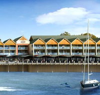 Quality Suites Crest Mandurah - Accommodation Gladstone