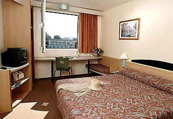 Ibis Sydney Thornleigh - Accommodation Gladstone 1