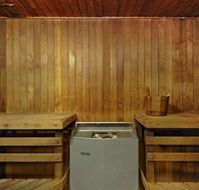 Golden Shores Holiday Club - Accommodation Gladstone